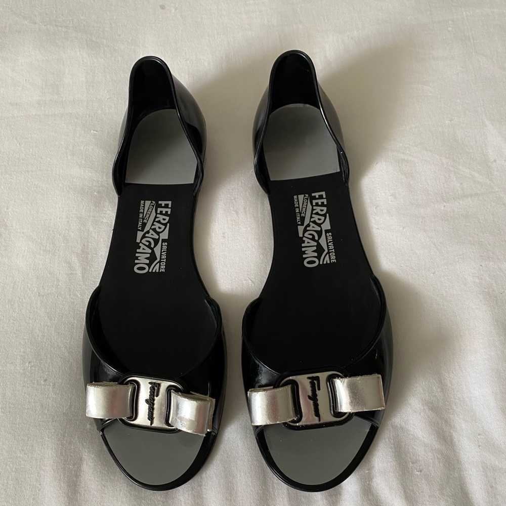 Salvatore Ferragamo jelly flats sz 10